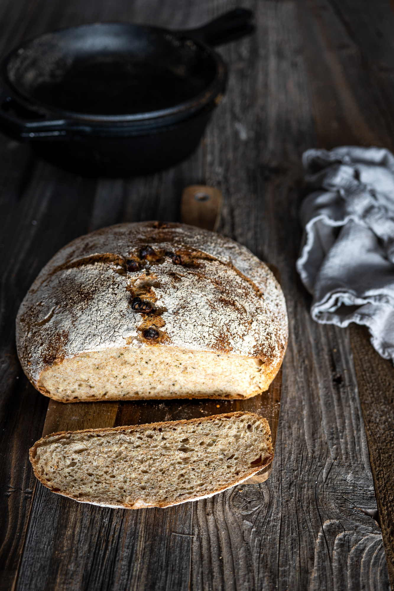 Hanf Brot backen - Produktfotografie